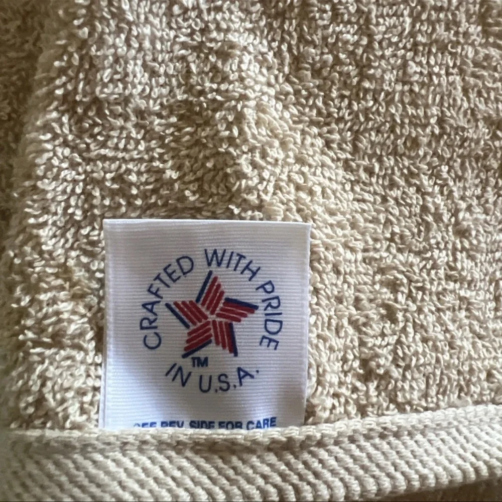 NWOT Vintage appliquéd Bath/hand towel Set USA Woodsy Cabin Southwest Country